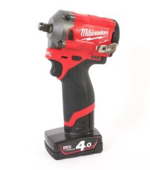 MILWAUKEE Aku rázový utahovák 1/2 M12 FIWF12-422X (4+2Ah)